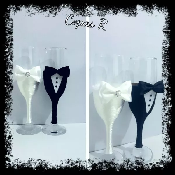 Copas de novios personalizadas en blanco y negro con pajarita y botones brillantes
