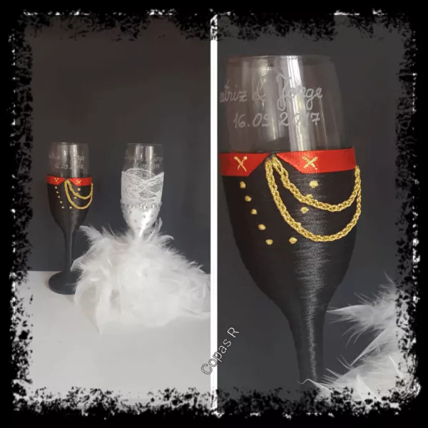 Copas de novios personalizadas con vestido de encaje y uniforme militar de gala negro, rojo y dorado