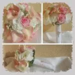 Ramo de novia de rosas rosas y marfil con pétalos