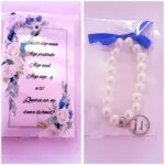 Pulsera dama de honor perlas blancas con lazo azul