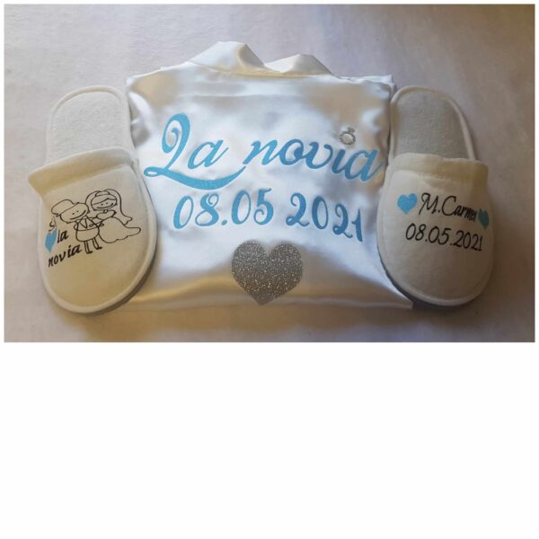 batas personalizados Batas Personalizadas Batas Personalizadas novia bata personalizada Batas Novias Originales Novias originales Bata para novias Bata Blanca