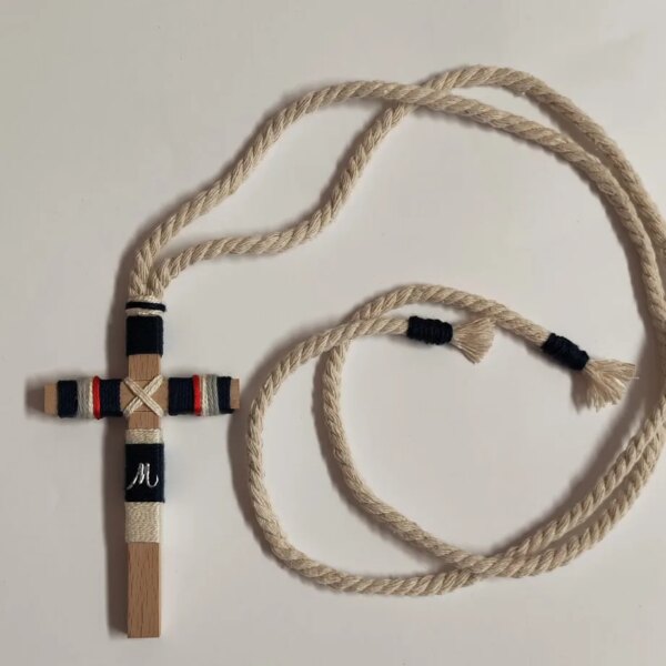 Cruz de madera para primera comunión