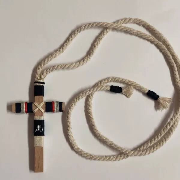 Cruz de madera para primera comunión