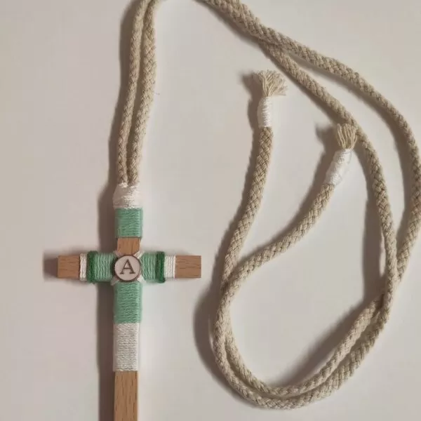 Cruz de madera para primera comunión