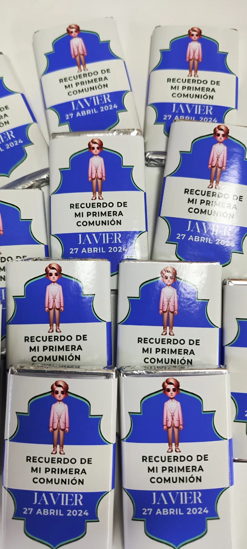 Chocolatinas Nestlé personalizadas con nombres para comuniones