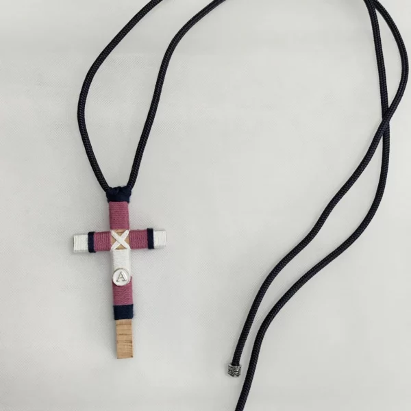 Cruz de madera para primera comunión de niño, tamaño 10 cm, personalizable.