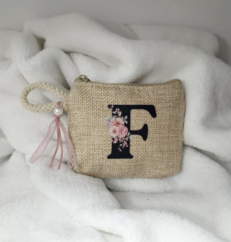 Monedero de yute personalizado con inicial, diseño floral, bolsita y tarjeta