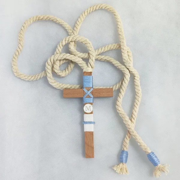 Cruz de madera para primera comunión de niño, tamaño 10 cm, personalizable.