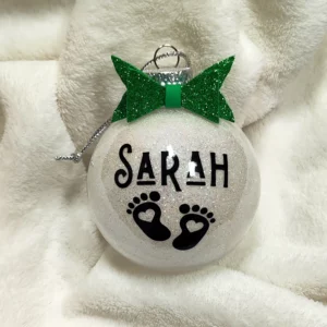 Bola de Navidad personalizada con nombre, ideal para decorar el árbol.