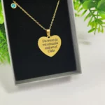 Collar Conmemorativo con Grabado “Un Trozo de Mi Corazón Está en el Cielo”