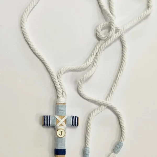 cruz de comunión niño en azul celeste y marino con detalles