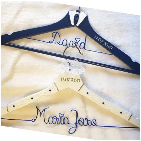 Conjunto perchas personalizadas novia encaje novio azul marino