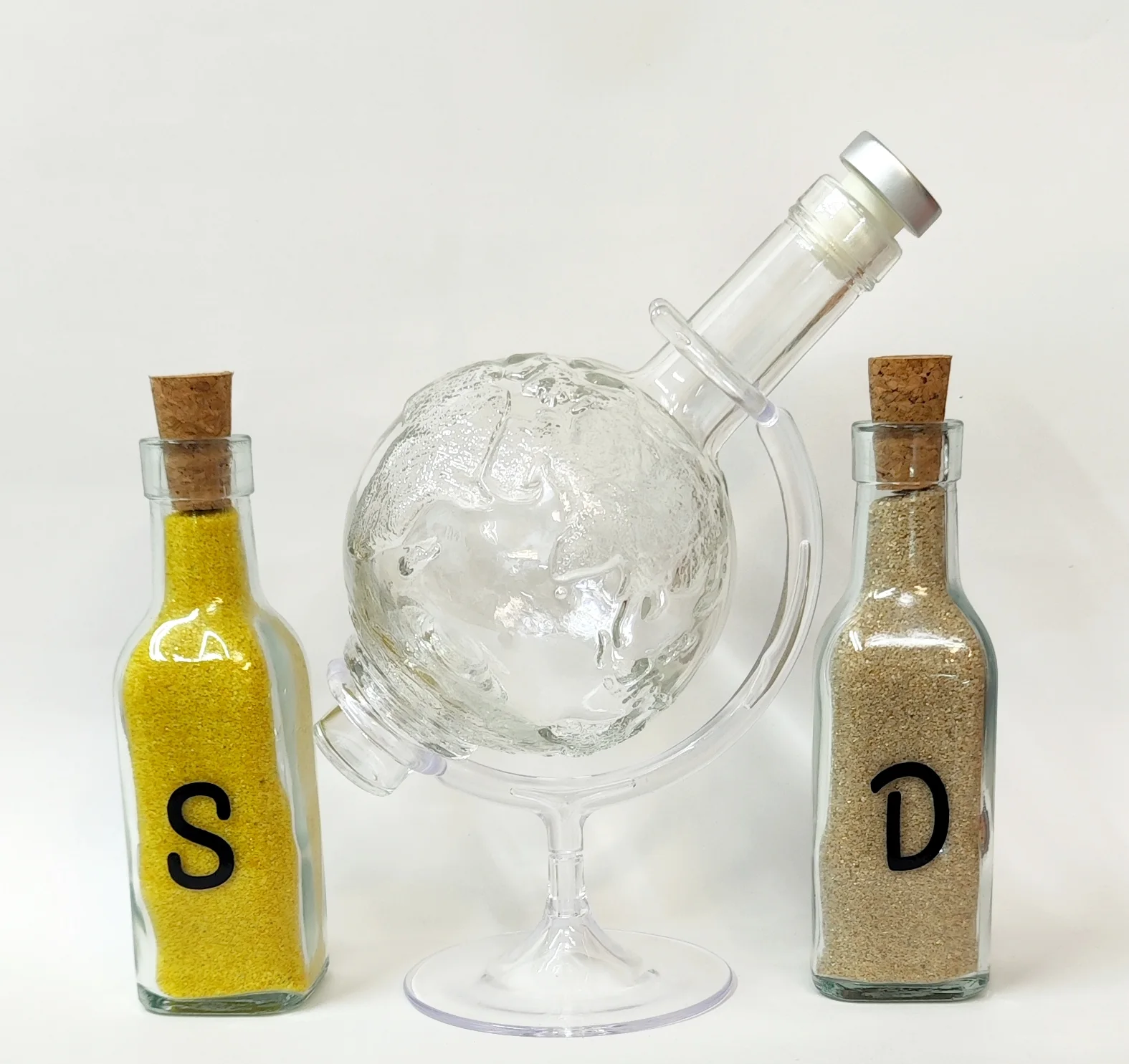 bola del mundo de cristal con soporte para ceremonia de la arena, con dos botellas pequeñas de arena e iniciales