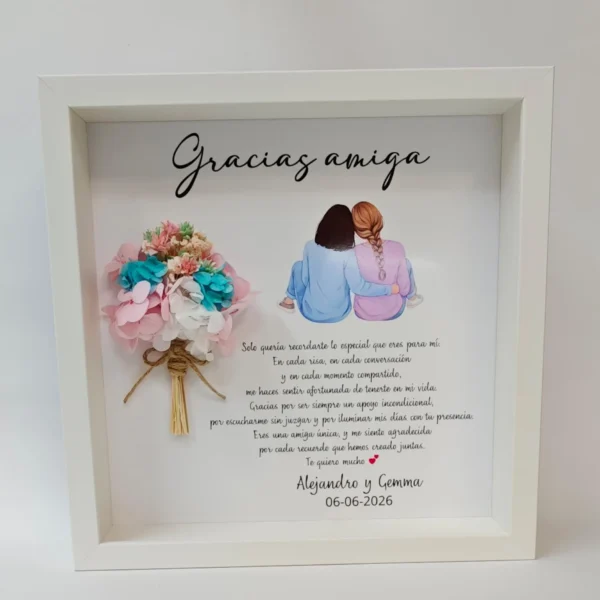 cuadro gracias amiga con ramo de flores preservadas y dos amigas sentadas