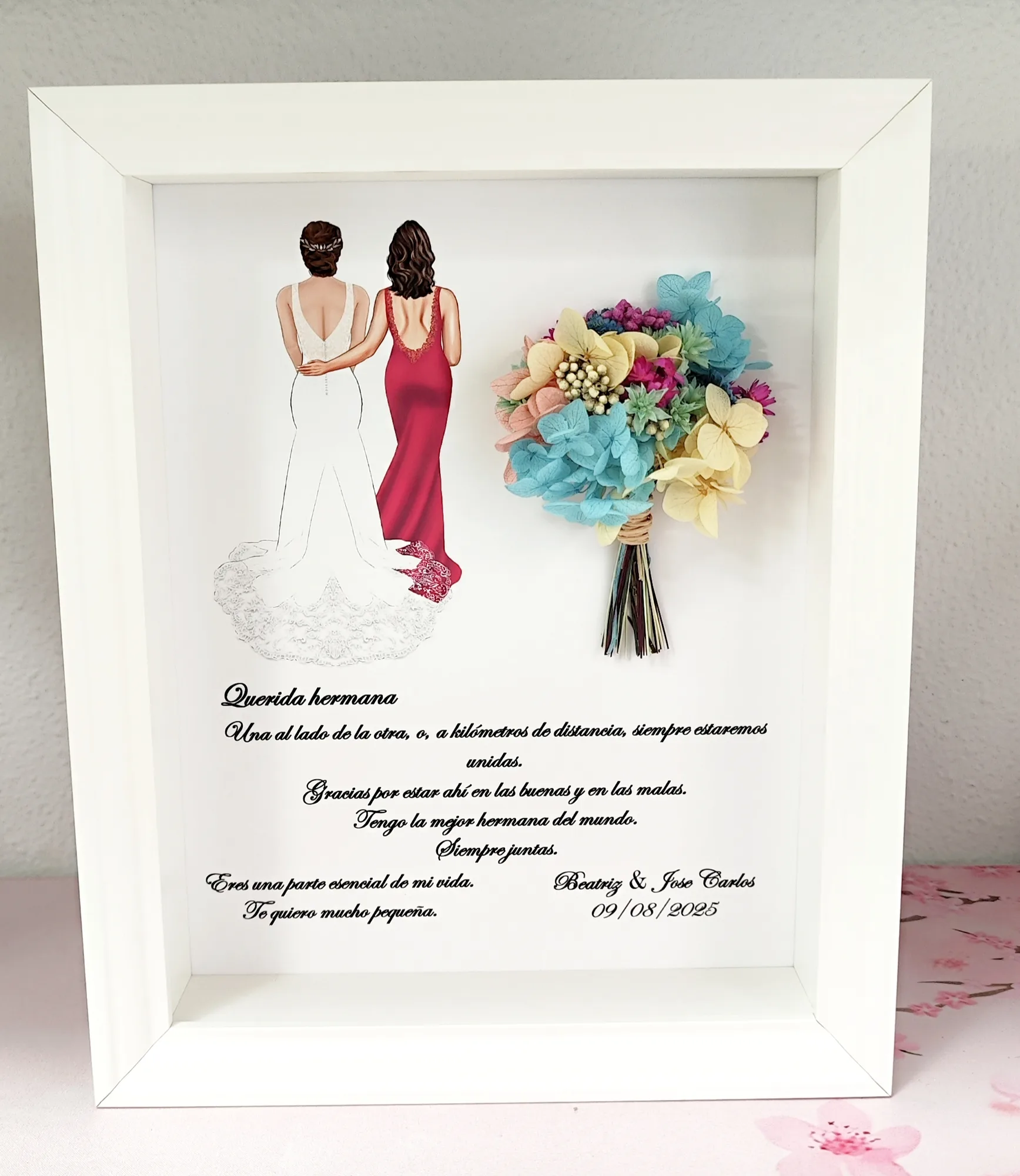 cuadro para hermana con novia y ramo de flores preservadas multicolor